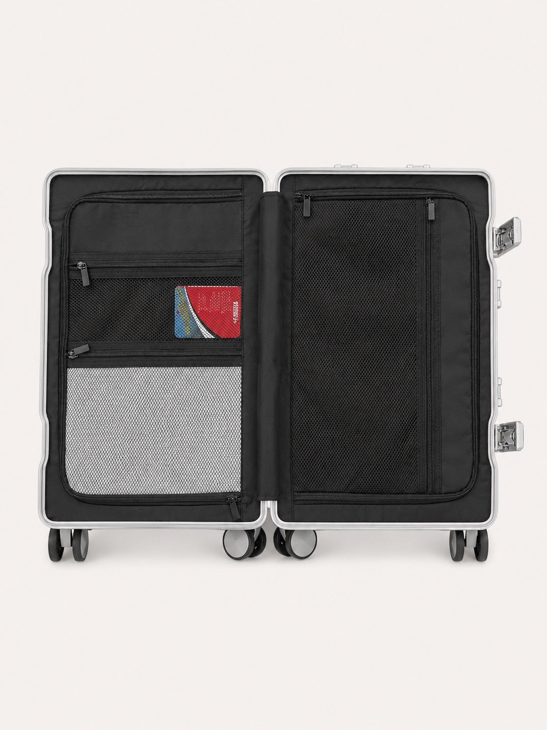 CARRÉ Signature Carry-On: The Classic Edition